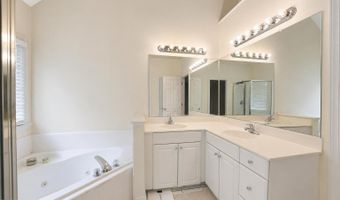2002 Charlion Downs Ln, Apex, NC 27502