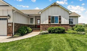 2407 N Lakeside Cir, Andover, KS 67002