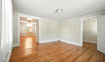 133 Riverside Dr, Augusta, ME 04330