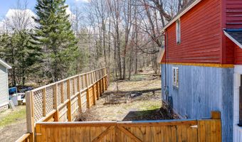 87 School St, Ahmeek, MI 49901
