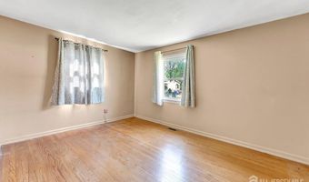 22 Berkshire St, Avenel, NJ 07001