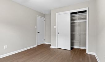 4727 EXETER St, Annandale, VA 22003