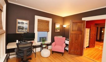 15 McKinley St, Bangor, ME 04401