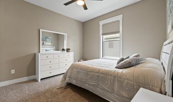 3408 NW Reinhart Dr, Ankeny, IA 50023