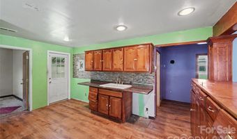 1212 Meadow Ln, Charlotte, NC 28205