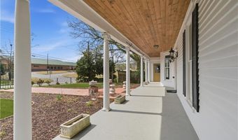 108 King St, Adairsville, GA 30103