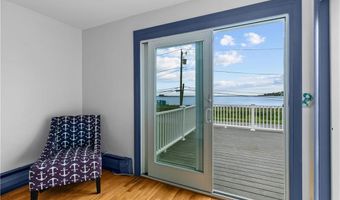 78 Ellery Rd, Newport, RI 02840