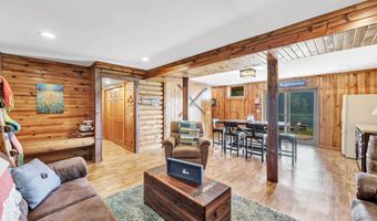 N1575 SILVER CANOE Road, Keshena, WI 54135