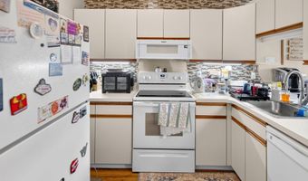 103 Greenwich Dr, Albany, NY 12203
