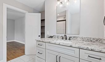 226 Old Canton Cir, Ball Ground, GA 30107