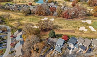 169 Golfview Dr, Advance, NC 27006