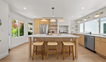 4742 Collinos Way, Oceanside, CA 92056