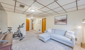 838 Jonathan Dr, Apple Valley, MN 55124