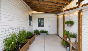 461 River Rd, Lincoln, RI 02865