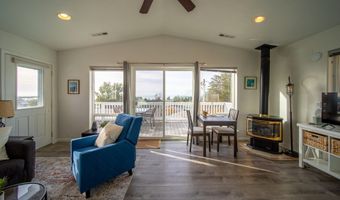 16281 CHAPMAN Ln, Brookings, OR 97415