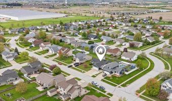 1415 Deerfield Dr, North Liberty, IA 52317