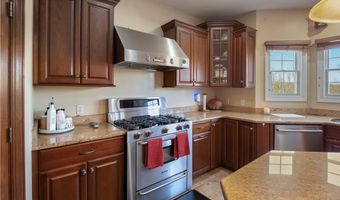 197 Saint Andrews Dr, Barboursville, WV 25504
