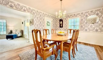 1125 Royal Dr, Amherst, OH 44001