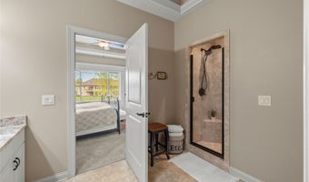 904 Eagle Creek Blvd SW, Altoona, IA 50009