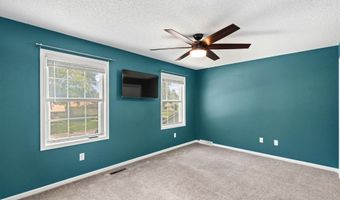 1421 NW Pebble Dr, Ankeny, IA 50023