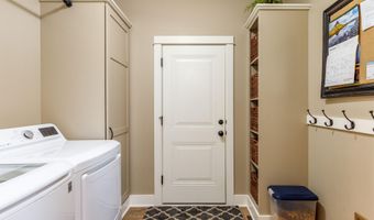 4102 Ballentine Dr, Ames, IA 50010