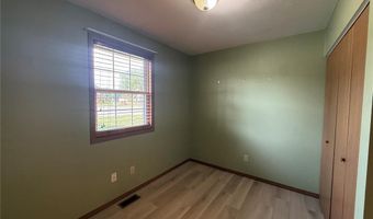 3209 College Ave, Alton, IL 62002