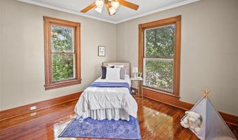 407 E 9th St, Alton, IL 62002