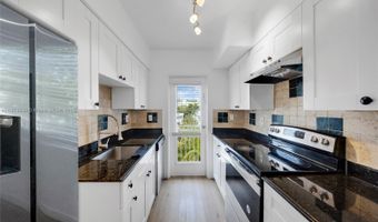 10001 W Bay Harbor Dr 404, Bay Harbor Islands, FL 33154
