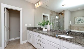 926 Steel House Blvd, Charlotte, NC 28205