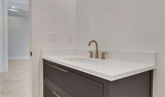 290 Christopher Robin Rd, Alpharetta, GA 30005