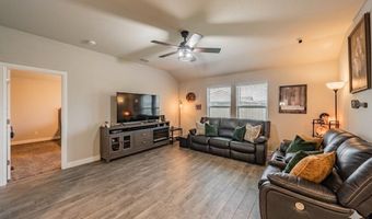 713 Breckenridge Park Dr, Alvarado, TX 76009