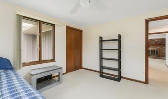 59 Lakewood Dr, Narragansett, RI 02882