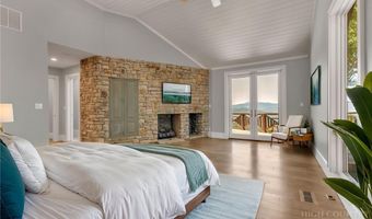 1122 Summit Park Dr, Banner Elk, NC 28604