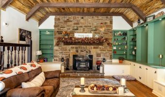 48 Wagon Box Rd, Story, WY 82842