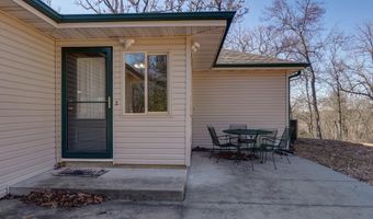 2898 N Farm Road 17, Ash Grove, MO 65604