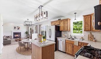 808 Anchor Ave, Beachwood, NJ 08722