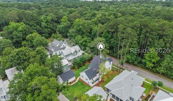 37 Park Sq S, Beaufort, SC 29907