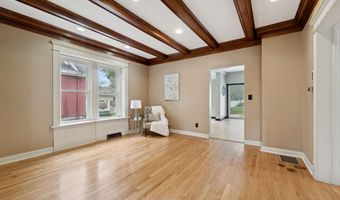 1325 N ONEIDA St, Appleton, WI 54911