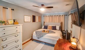 1011 Danforth St, Alton, IL 62002