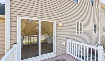 605 Brockton Ave 605, Abington, MA 02351