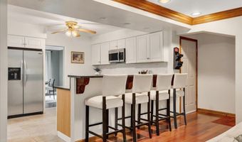 28 Loudon Pkwy, Albany, NY 12211