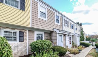 93 Park Ave 1204, Danbury, CT 06810