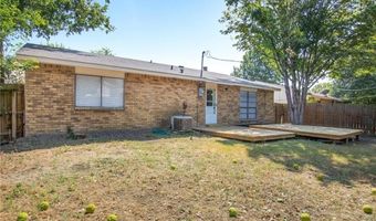 132 Way Dr, Allen, TX 75002