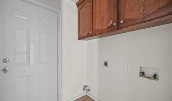 1823 N Oak St, Alton, TX 78573