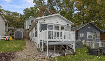 3085 W Sycamore Beach Rd, Angola, IN 46703