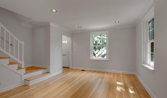 3206 S STAFFORD St, Arlington, VA 22206