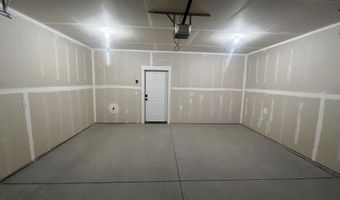 5590 Trueman St #D, Chubbuck, ID 83202