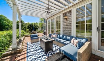50 0 Indian Trl, Barnstable, MA 02630