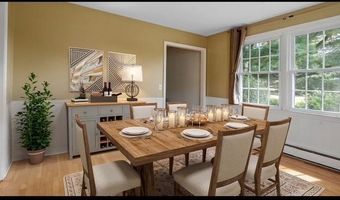 5 Fishing Cove Rd, North Kingstown, RI 02852