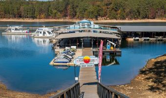 321 Cavalier Ln SE, Acworth, GA 30102